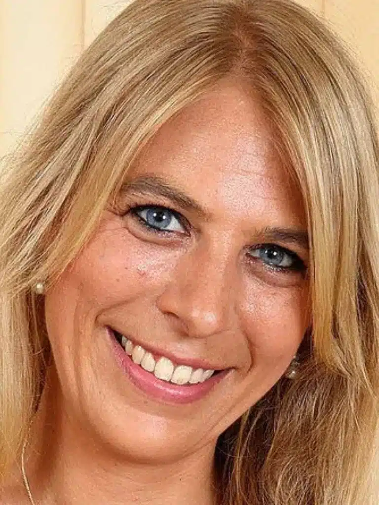 Jentina Small Biography: Wiki, Age, Career, Height, Weight, Boyfriend, Net Worth & More